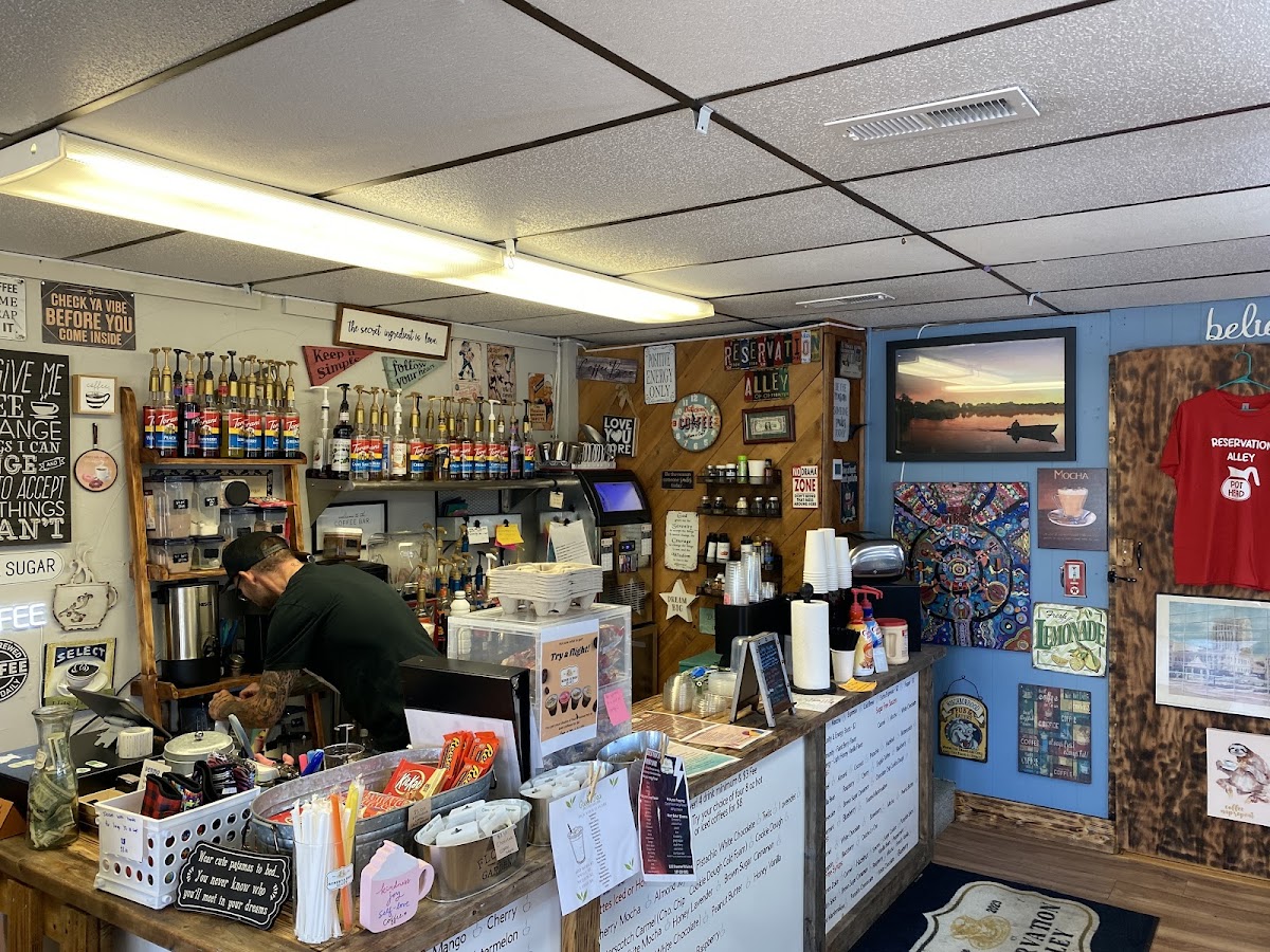 Reservation Alley-Shawnee